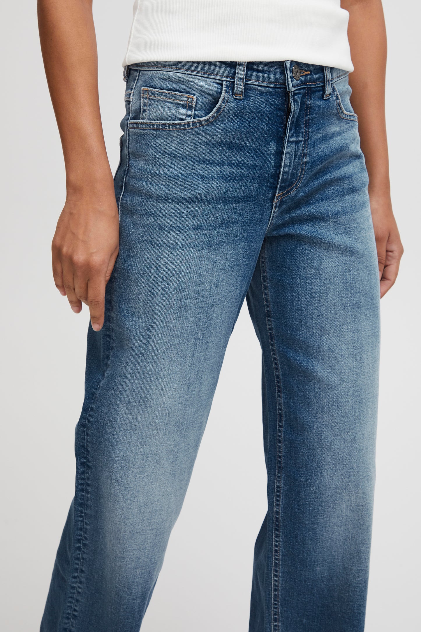 IHTWIGGY Straight Long Jeans - Medium Blue