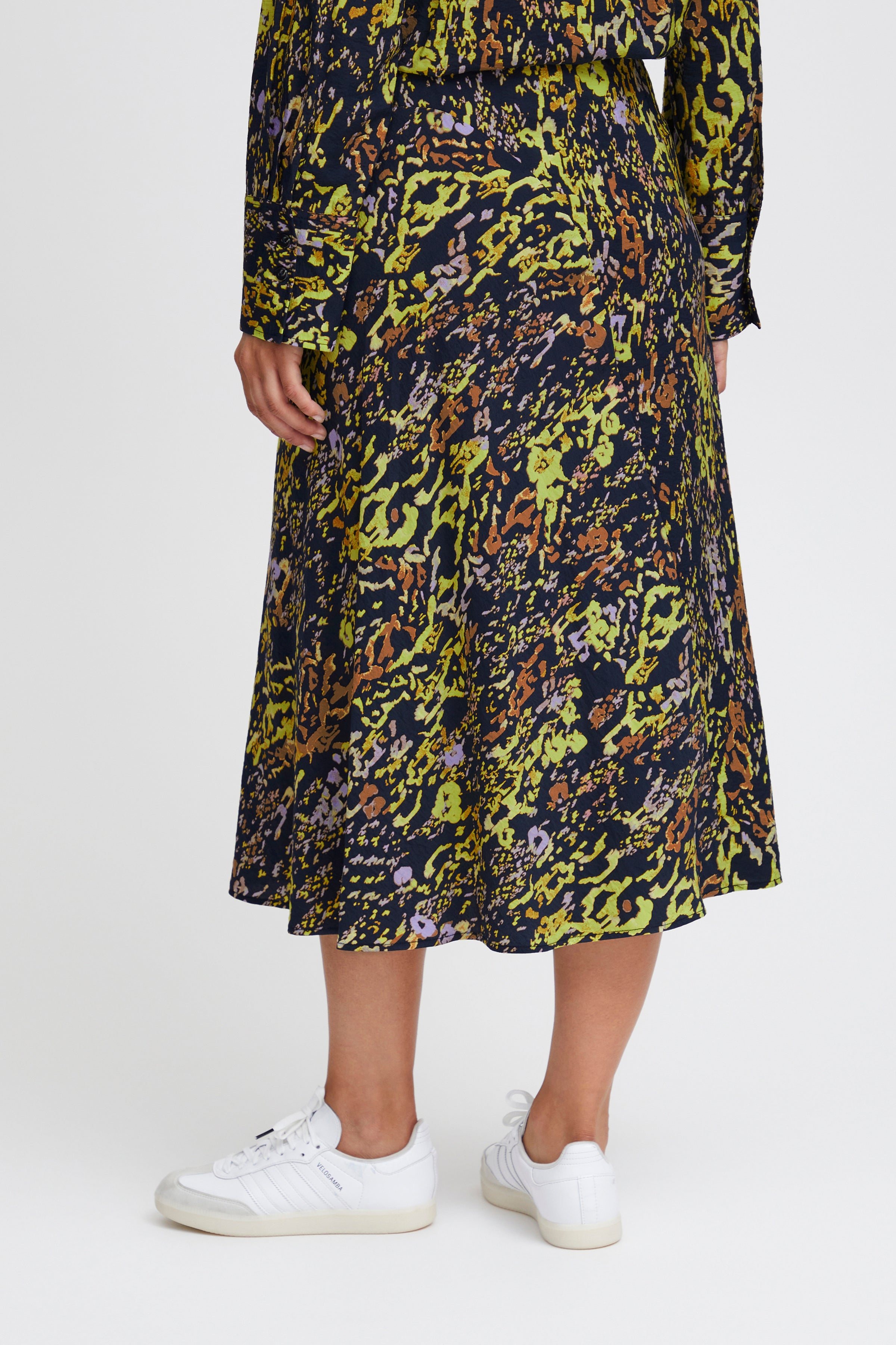 IHAzino Skirt