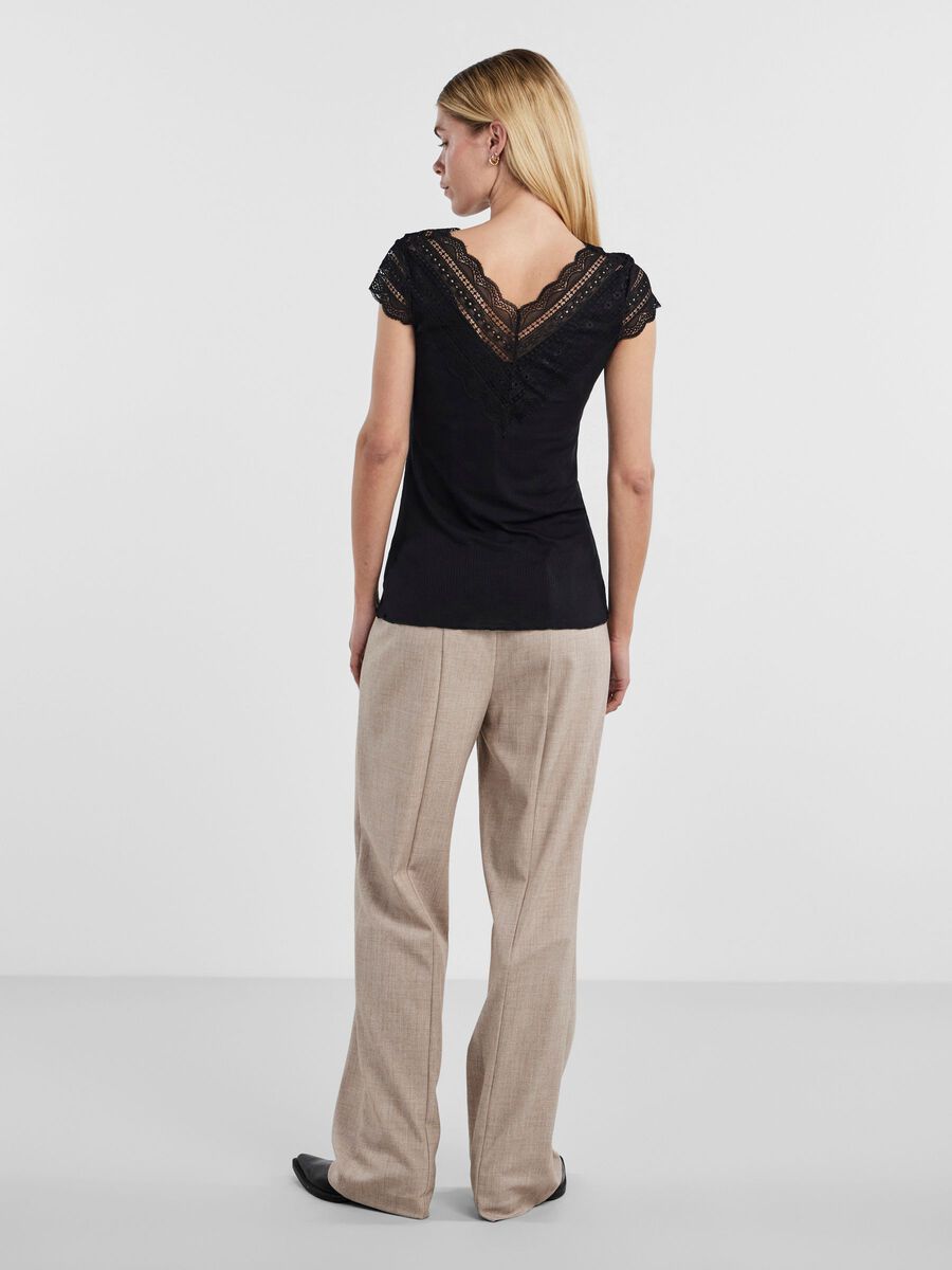 Yasellina Capsleeve Top - Black