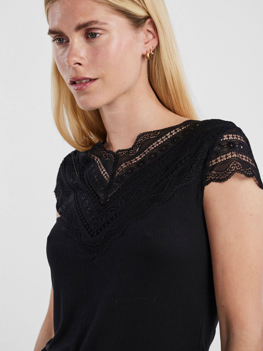 Yasellina Capsleeve Top - Black