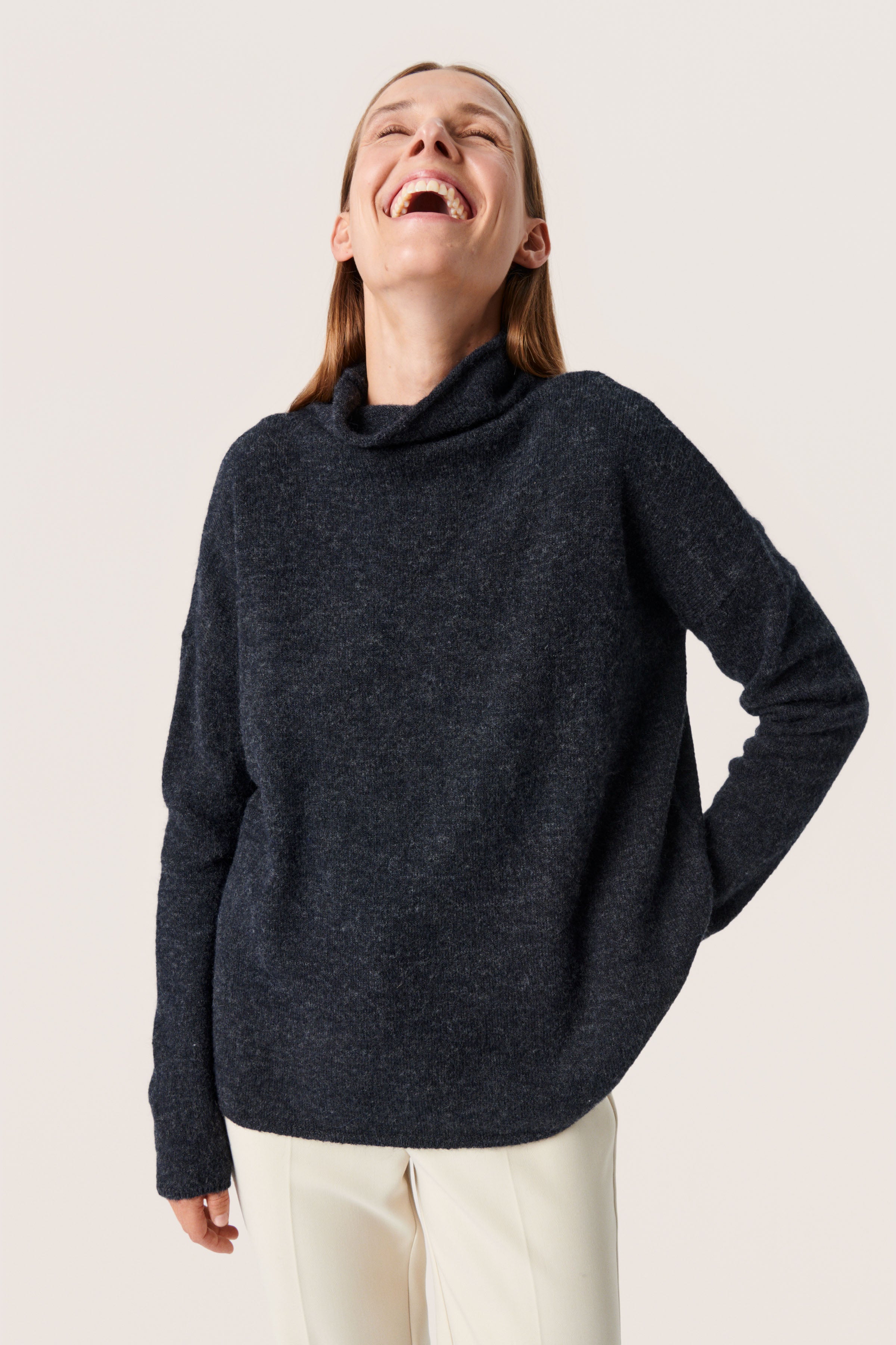 SlMiya Slim Sleeve Pullover