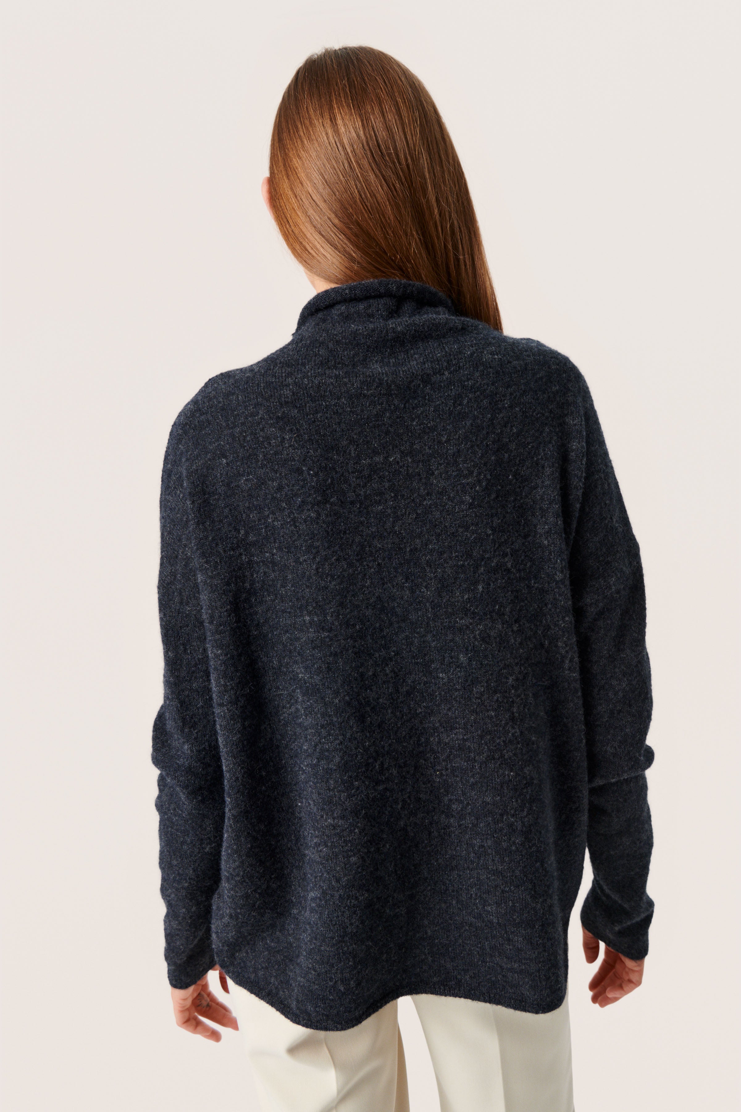 SlMiya Slim Sleeve Pullover