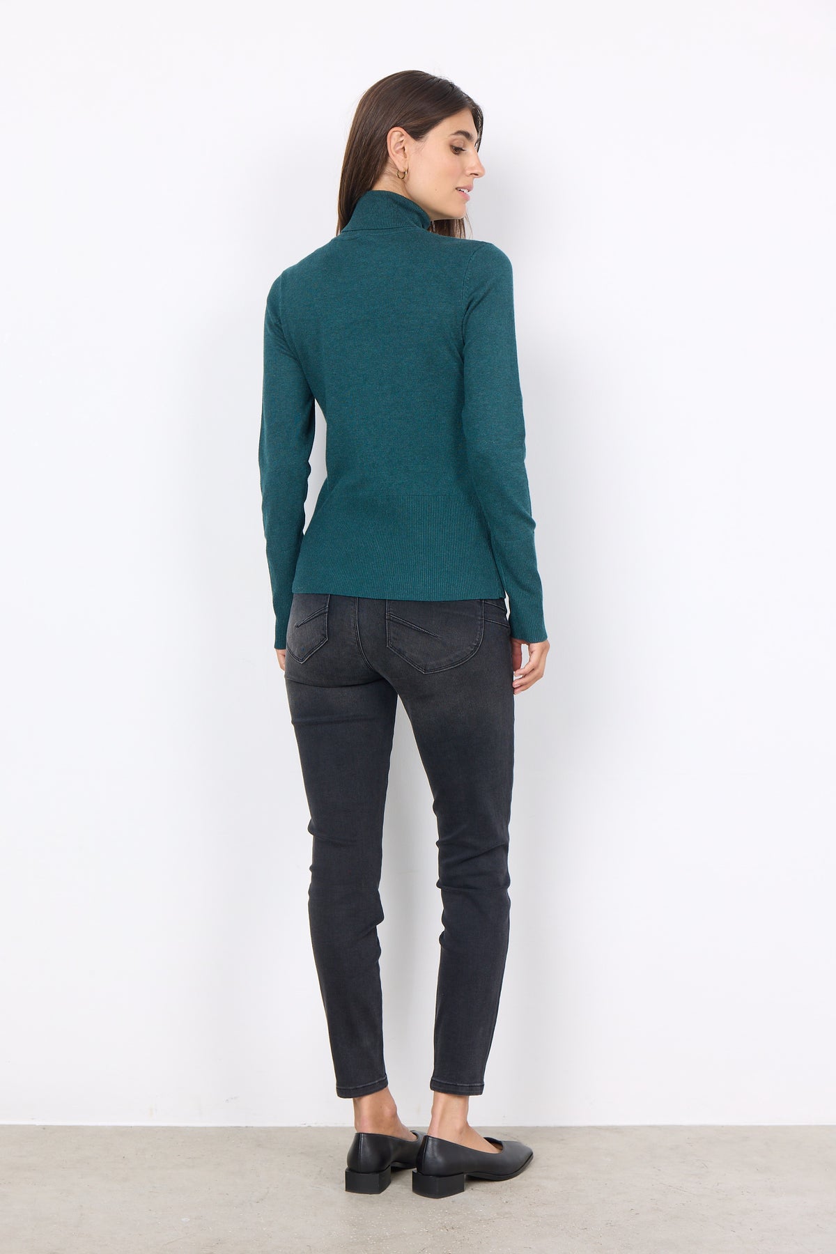 SC-Dollie 145 Rollneck Knitted Top