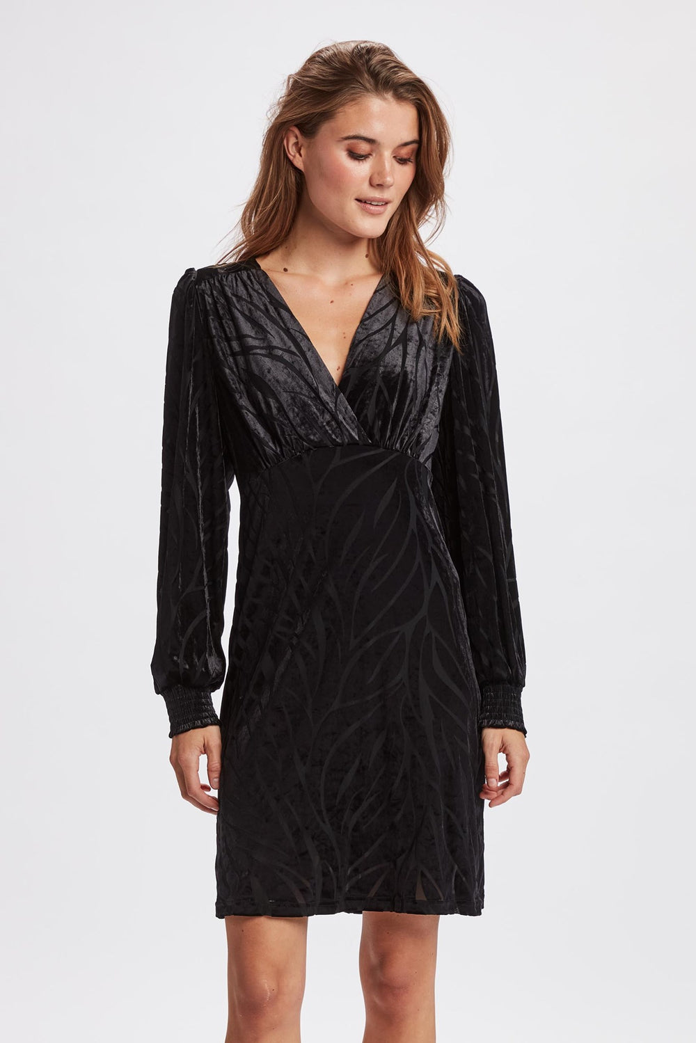 Nuwelta Dress - Black