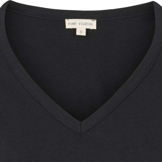 ESSigne V-neck T-Shirt - Black
