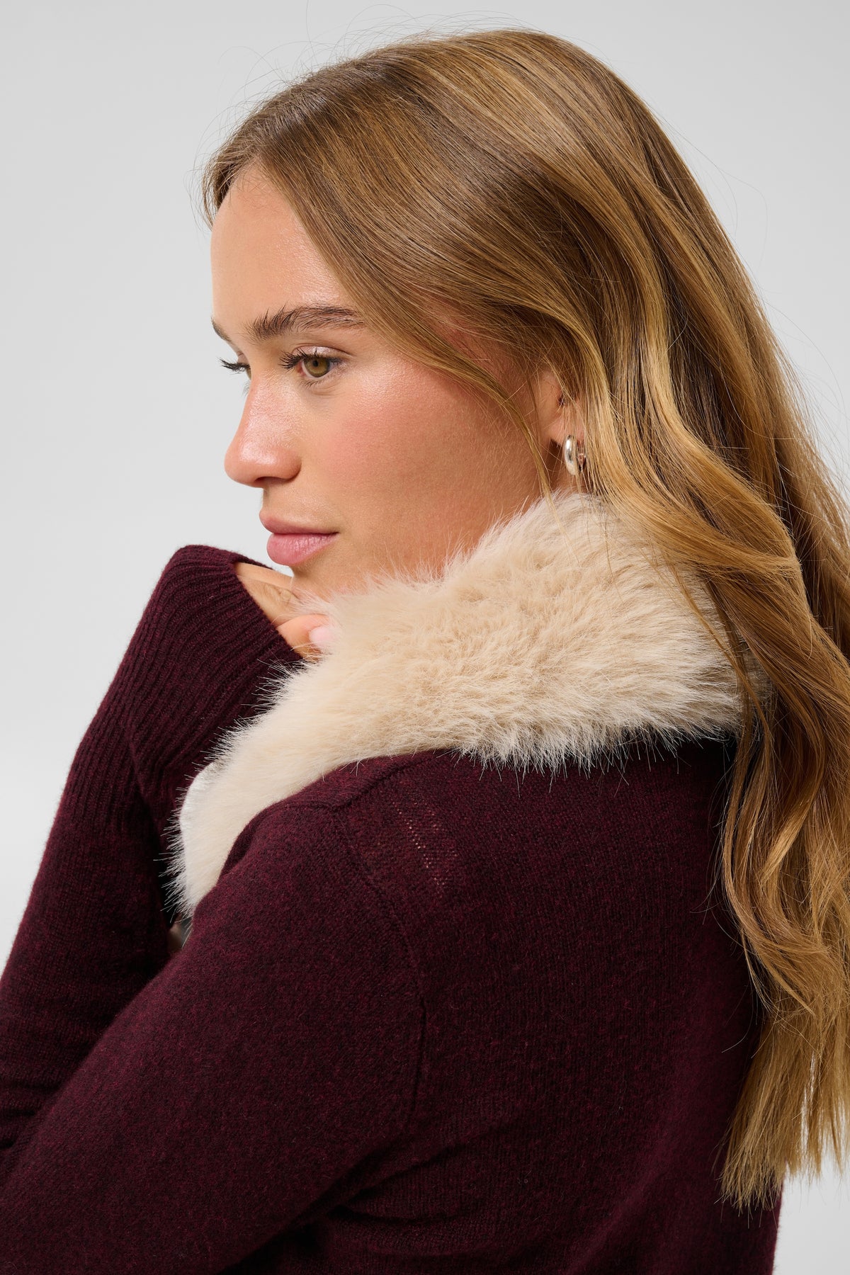 KAdelores Faux Fur Collar - Feather Gray