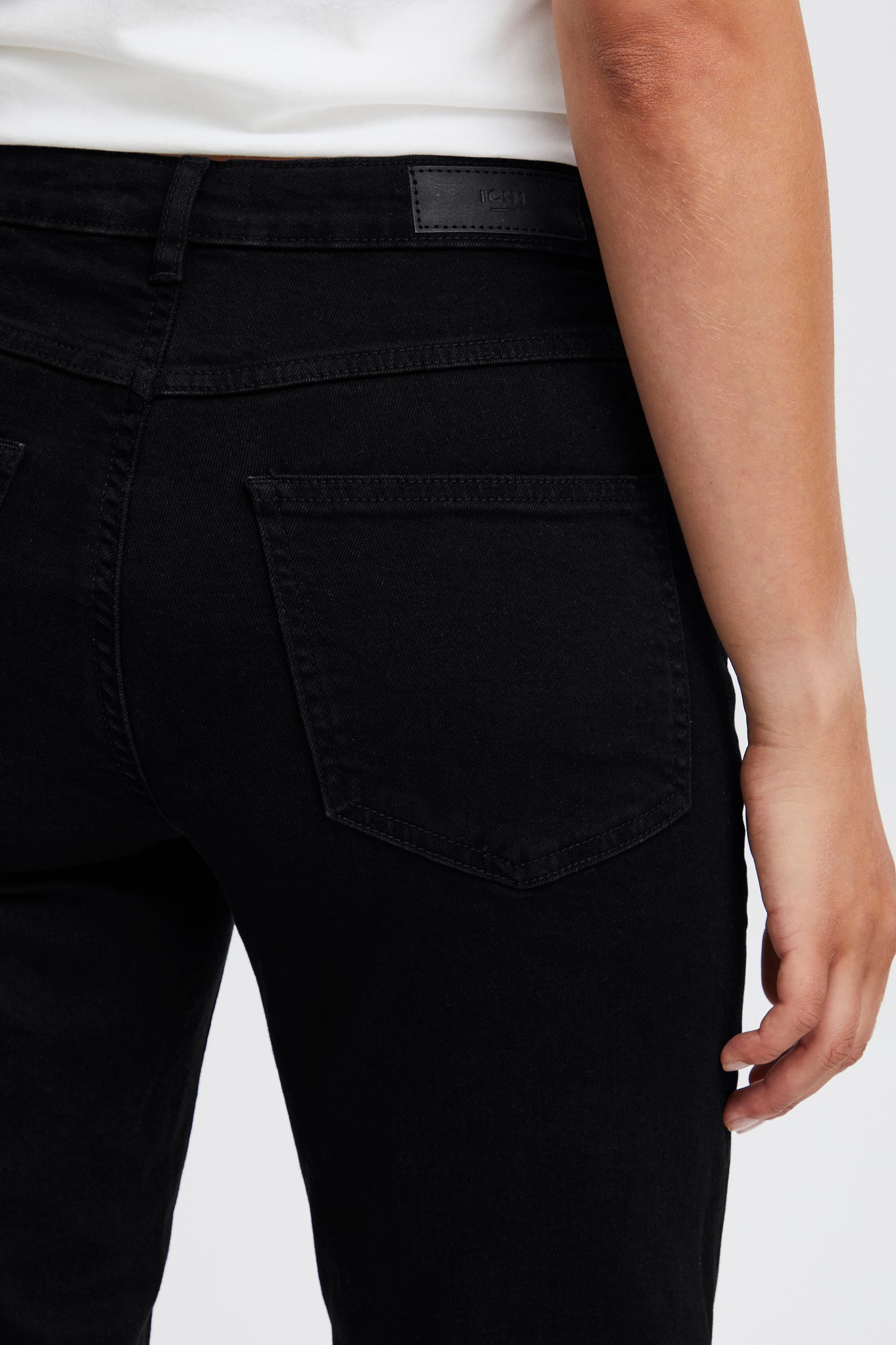 IHTwiggy Raven Jeans - Black