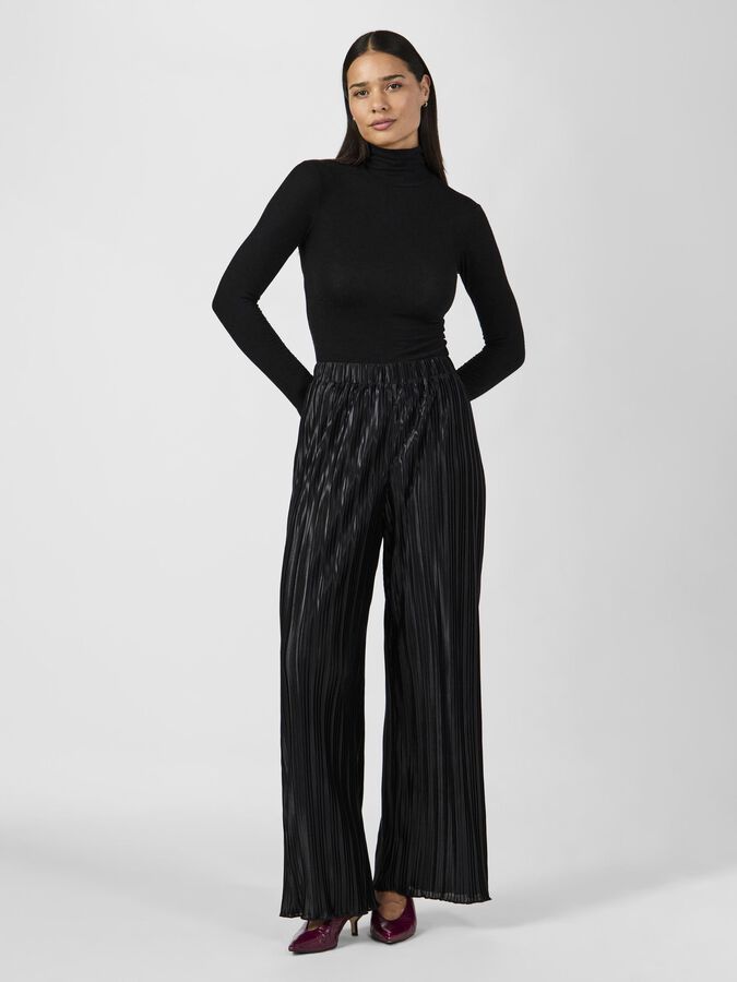 Yasstorma Pants - Black