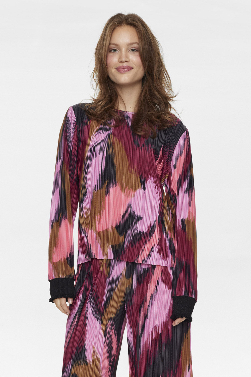 Nuleavy Blouse