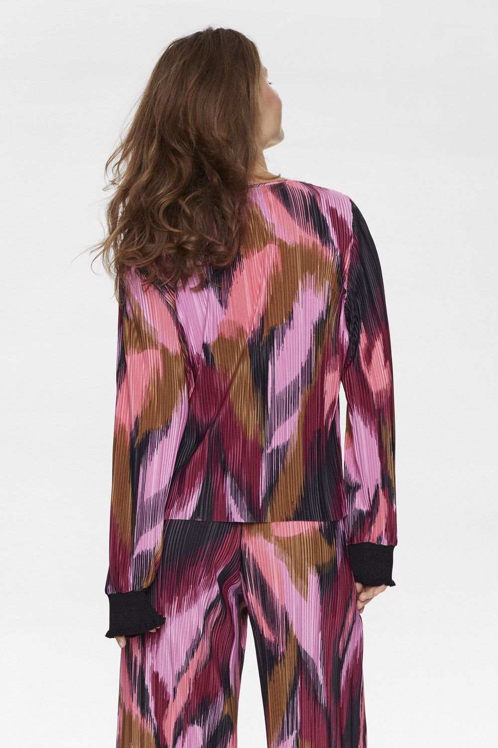 Nuleavy Blouse