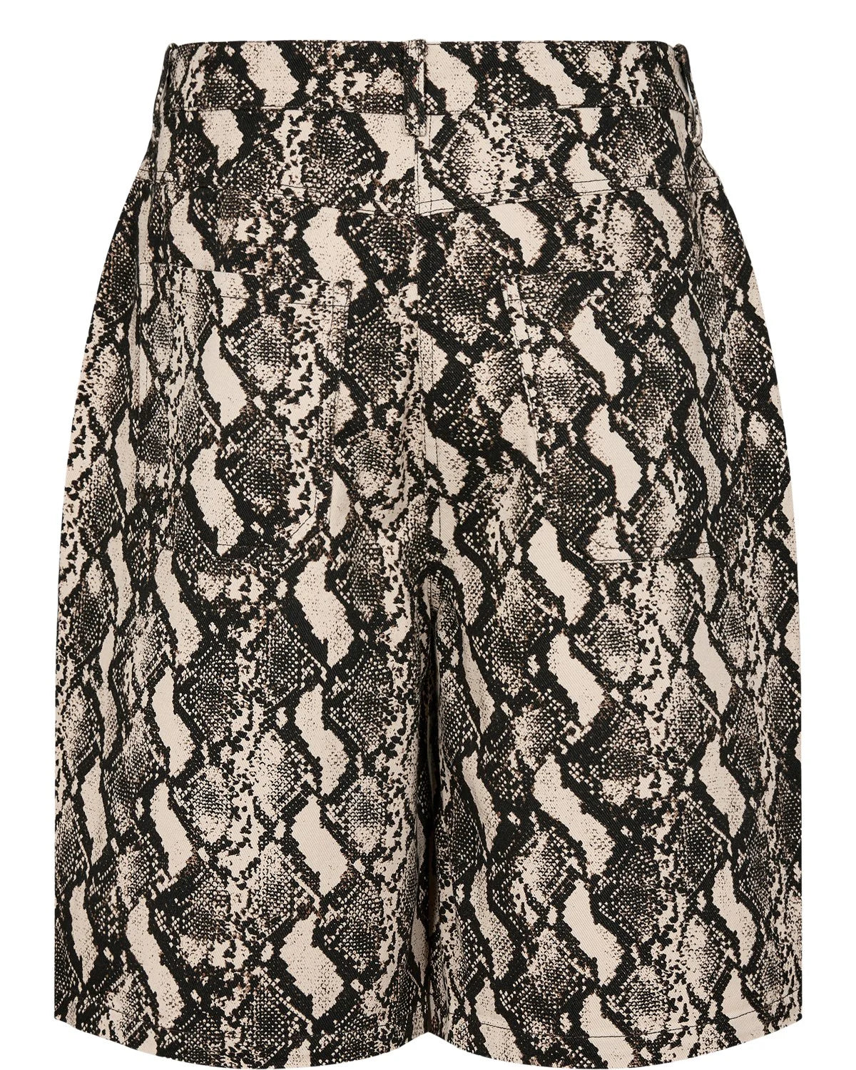 Nuviita Shorts