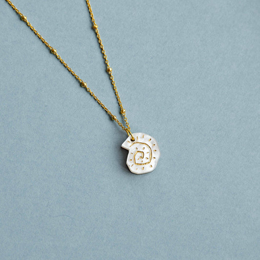 Pearly White Shell Necklace