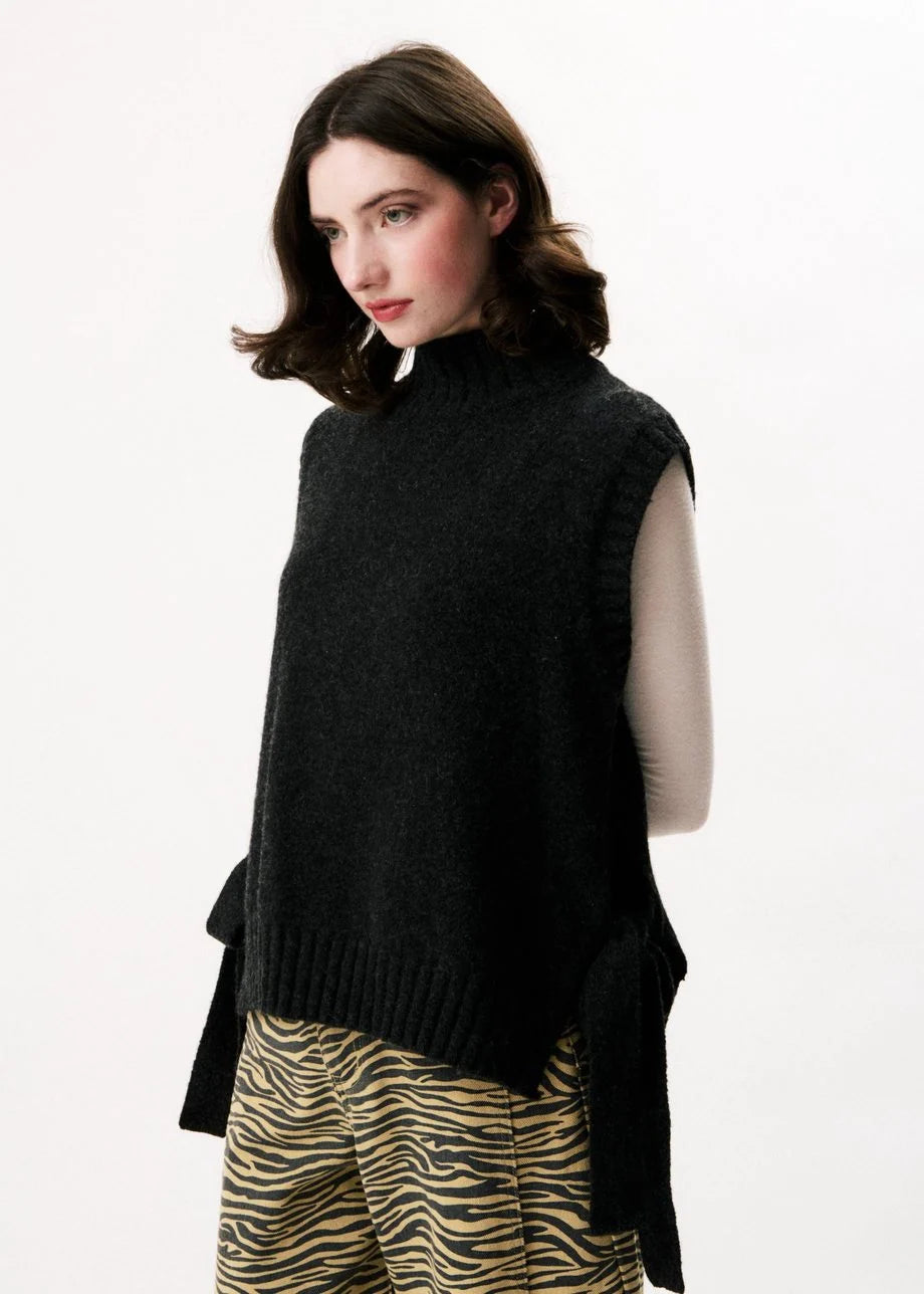 Twinkle Vest - Anthracite