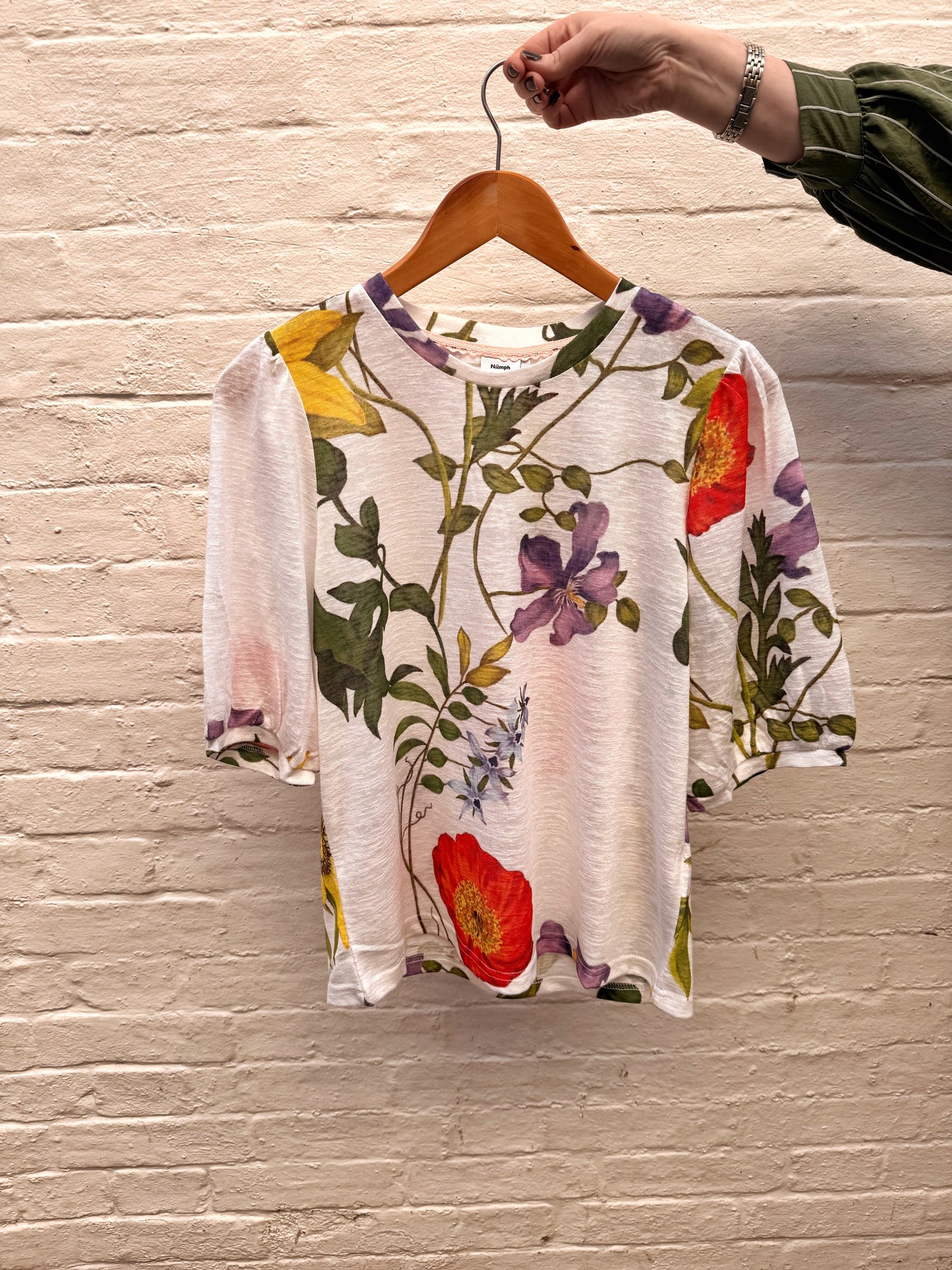 Nubelisa Short Sleeve T’Shirt