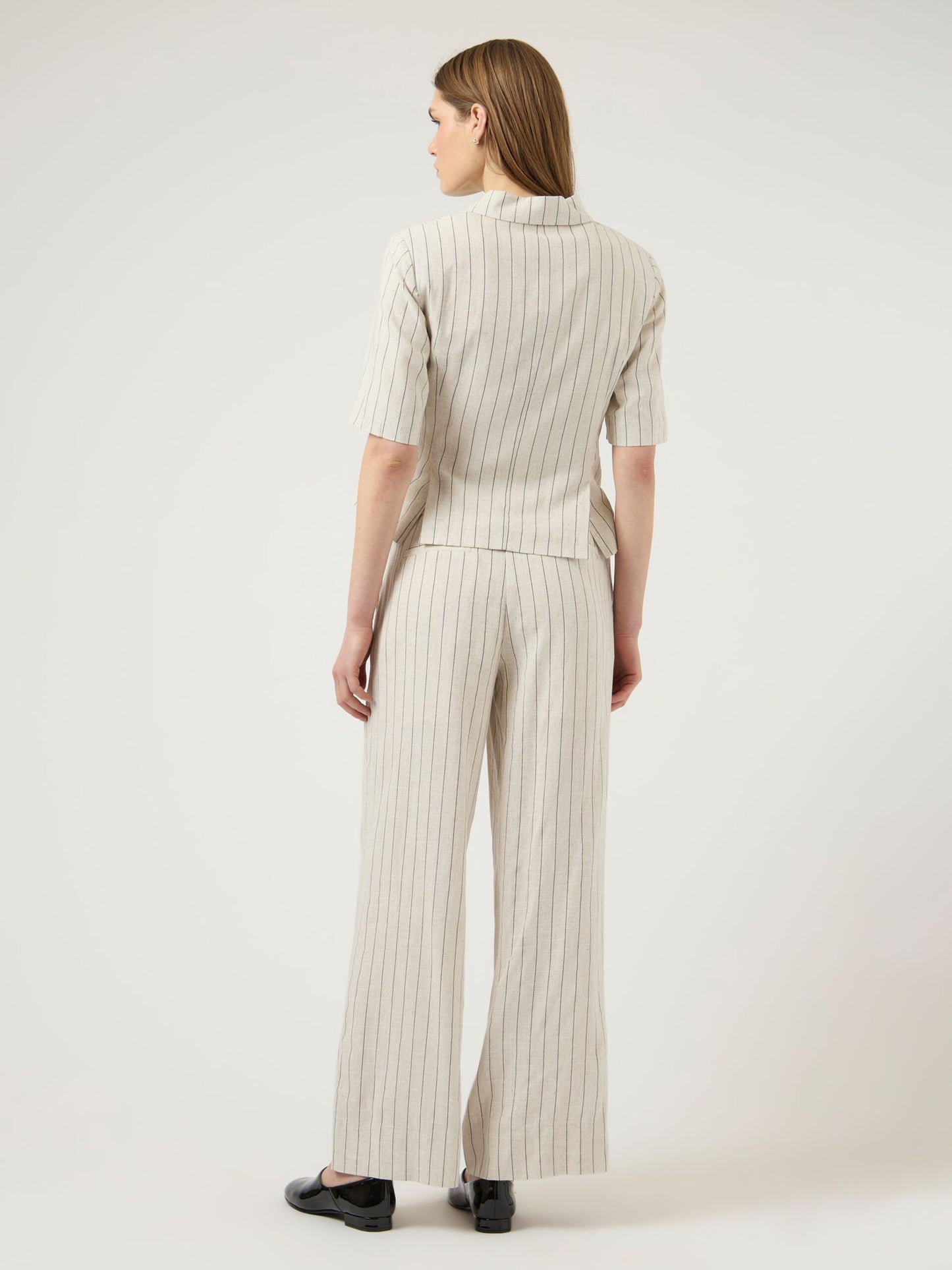 YasLinura 2/4 Linen Blend Blazer