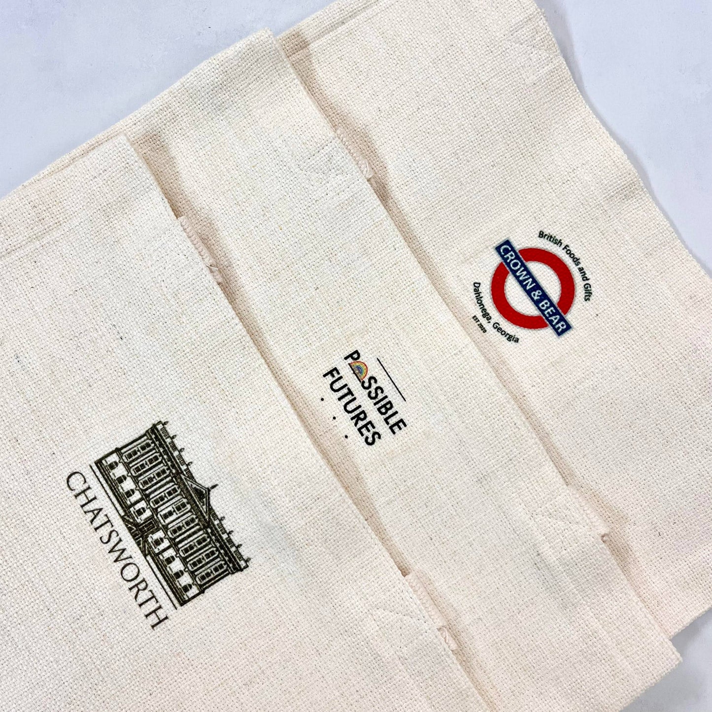 Sac fourre-tout livresque de livres et de café