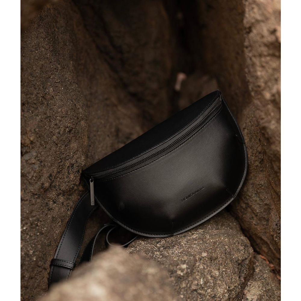 Susuki belt bag - black