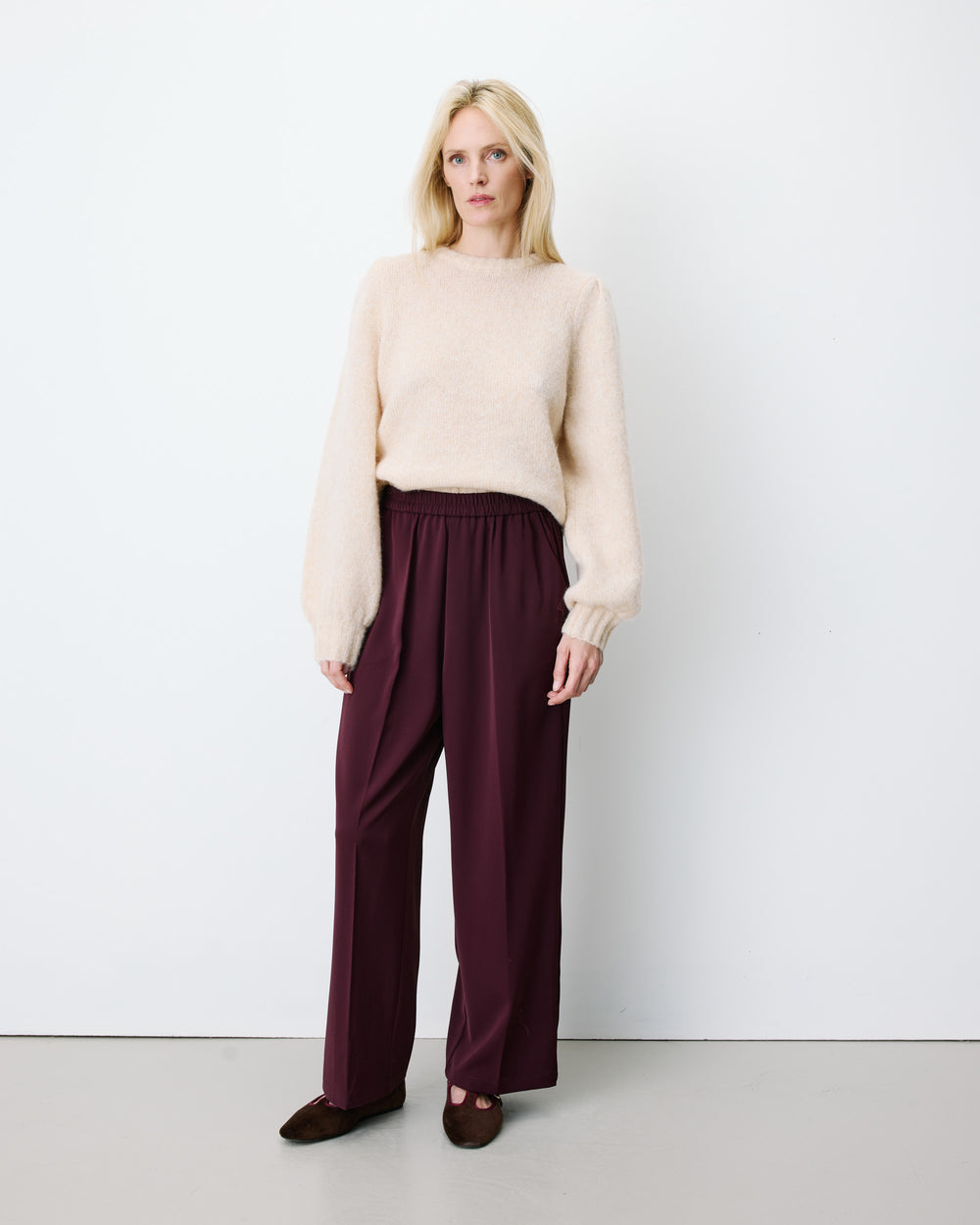 Noblesse Trousers - Aubergine