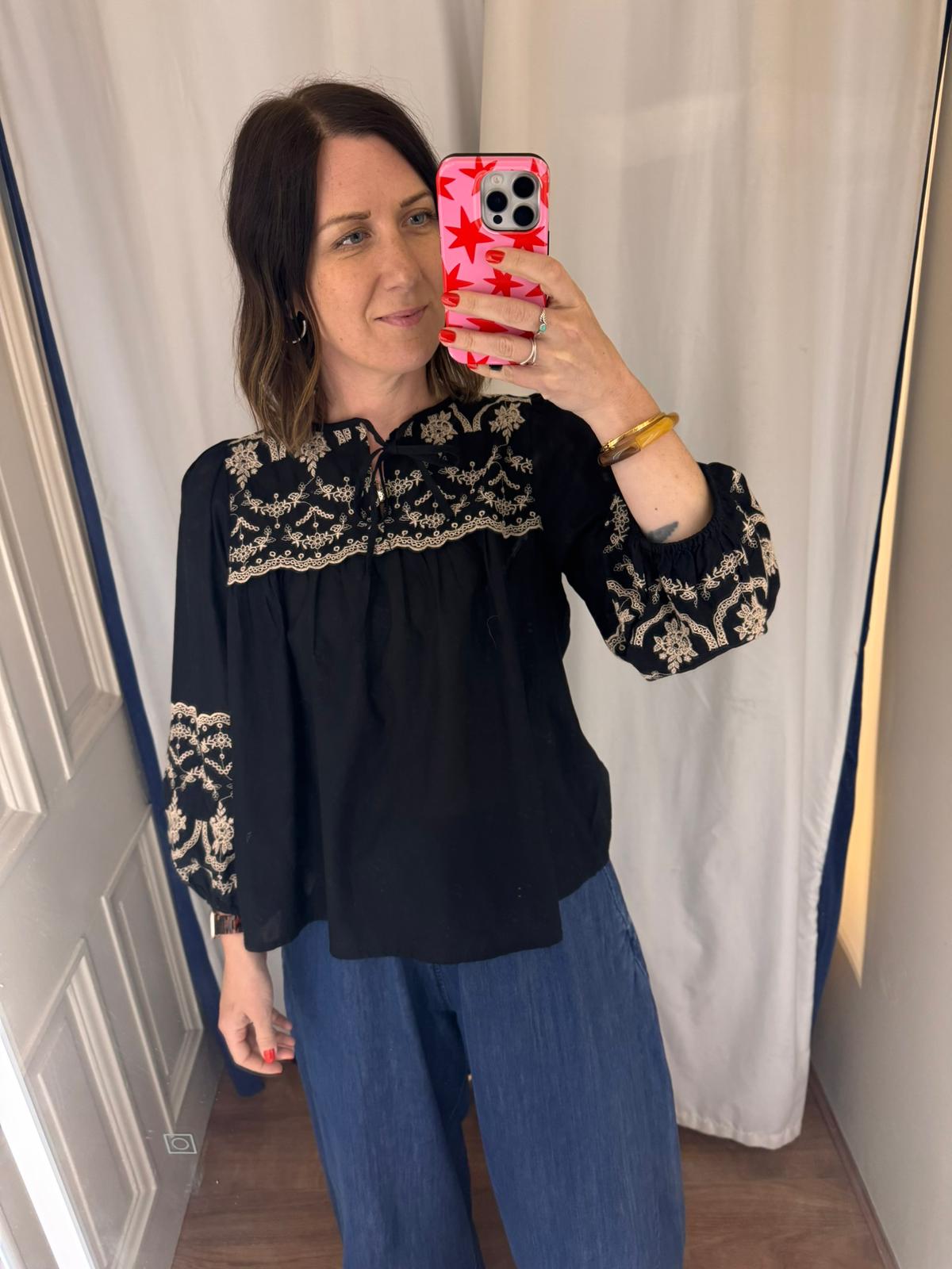 KAkis Blouse
