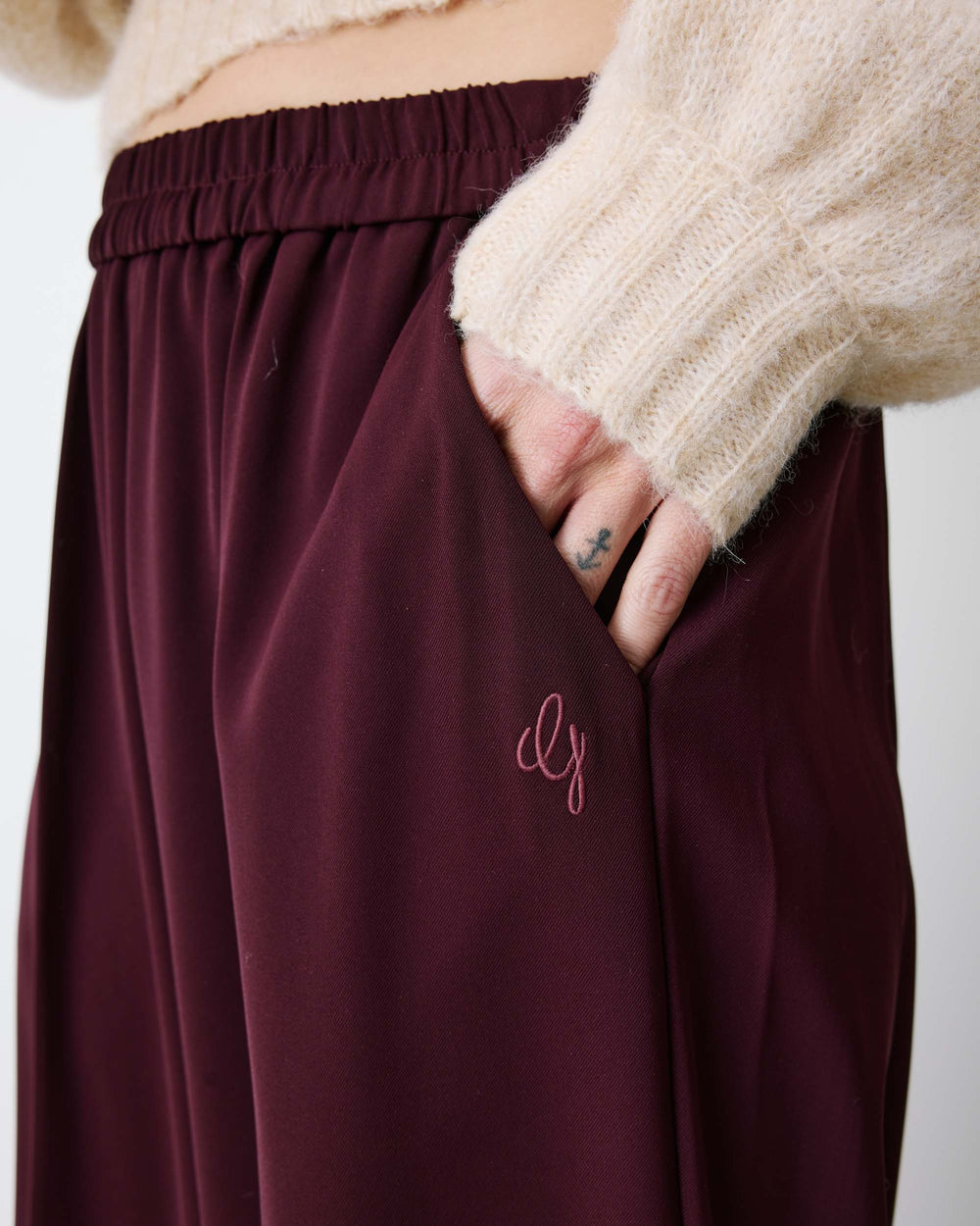 Noblesse Trousers - Aubergine