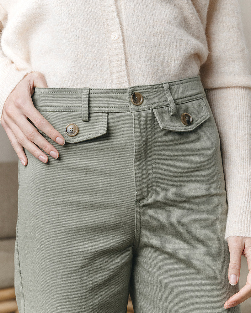 Imaginative cropped trousers - Sage